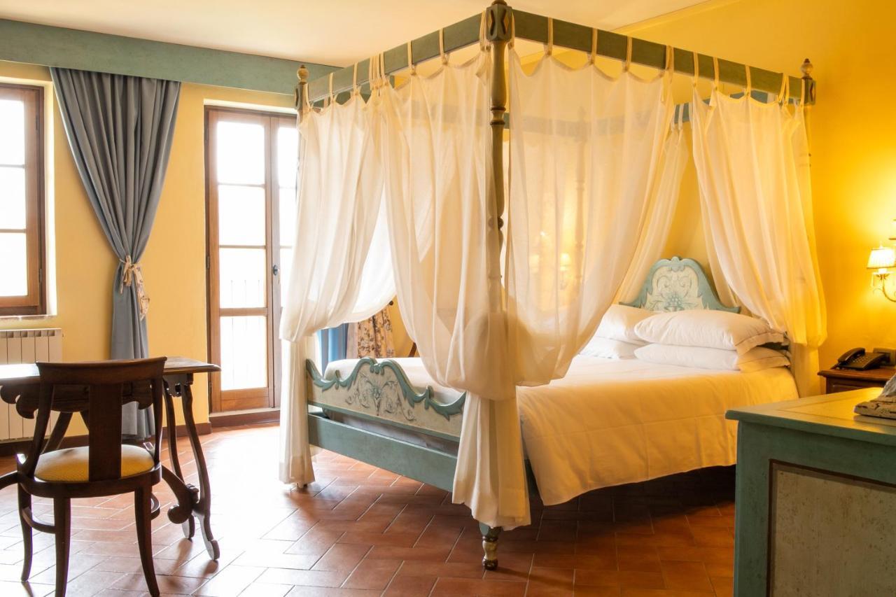 Borgo I Tre Baroni - Spa Suites & Resort Poppi Exterior foto